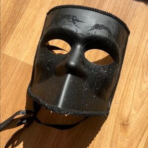 Masquerade ball mask, Hard plastic Mardi Gras Black Glitter with tie back